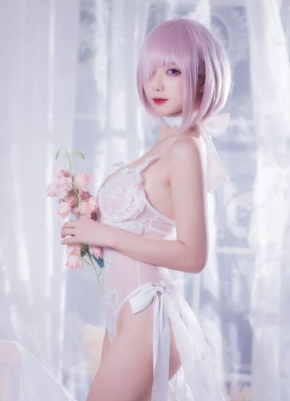 精品午夜视频